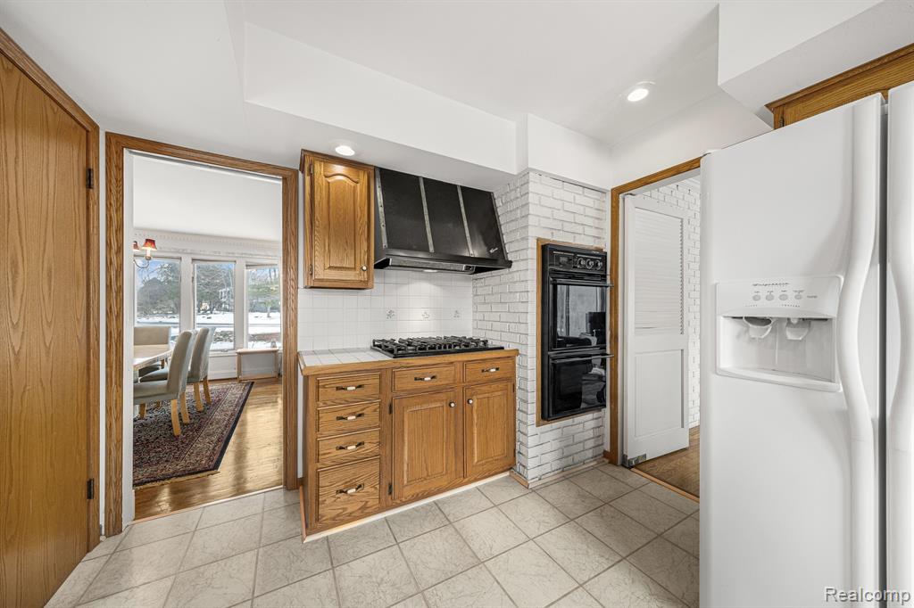 4717 MOHICAN Lane, Okemos, MI 48864 — Photo 11