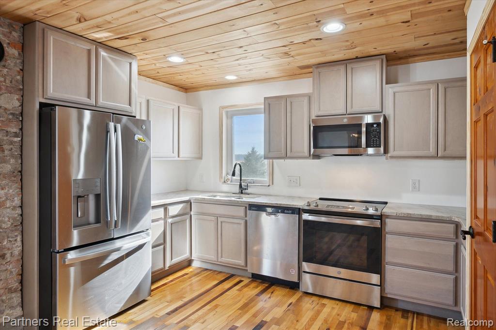 10602 Ferder Road, Maybee, MI — Photo 17