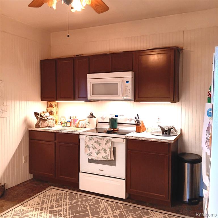 3739 Main Street N, Akron, MI 48701 — Photo 16