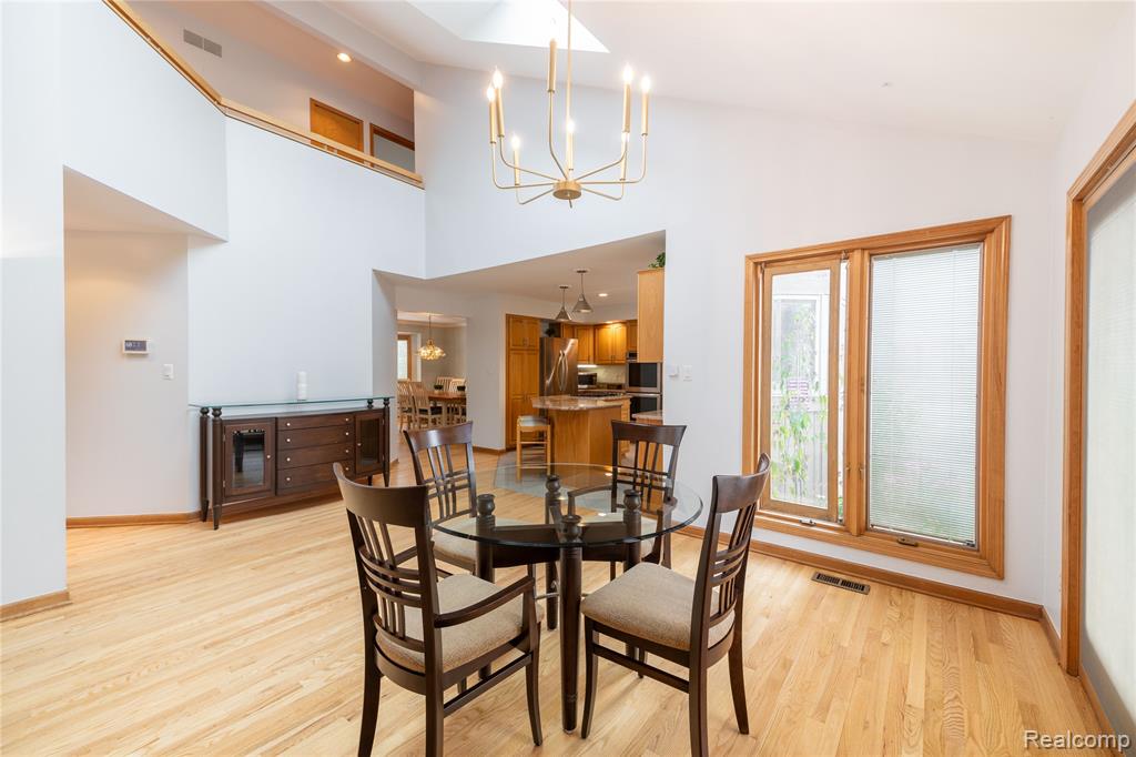 29462 East River Road, Grosse Ile, MI 48138 — Photo 18