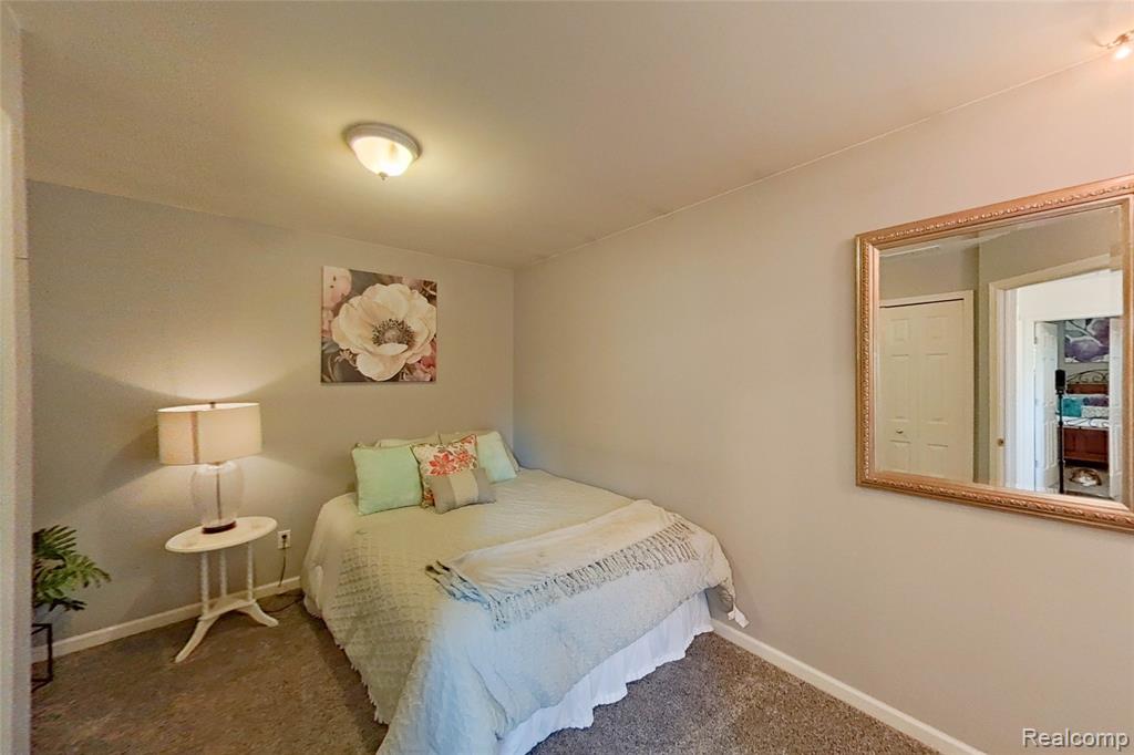 8883 Redstone Drive, 2, Pinckney, MI 48169 — Photo 20