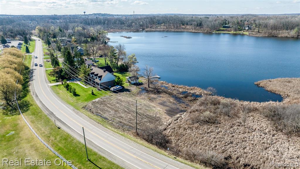 V/L Golf Club, Howell, MI 48843 — Photo 9