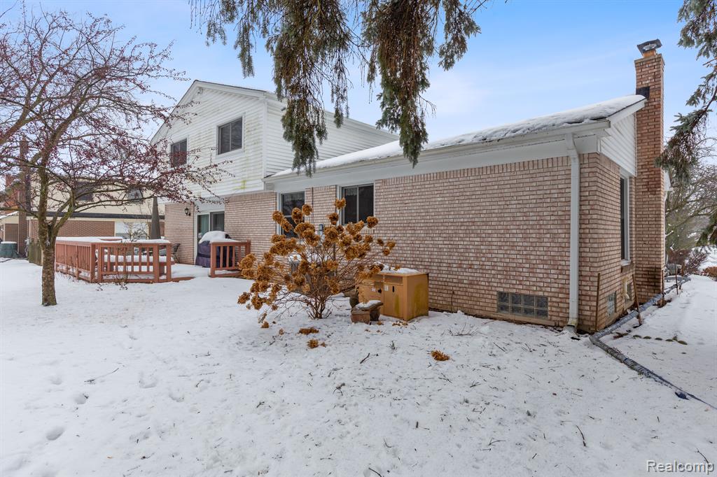 42126 BAINTREE Circle, Northville, MI 48168 — Photo 11