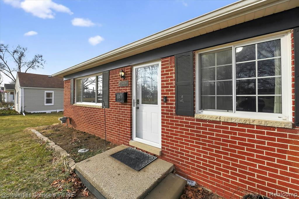 34504 Stellwagen Street, Wayne, MI, 48184