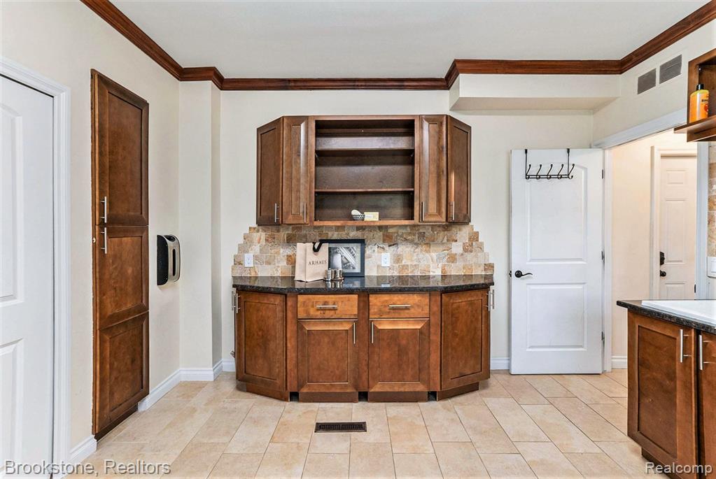 6533 POST OAK Drive, West Bloomfield, MI — Photo 20