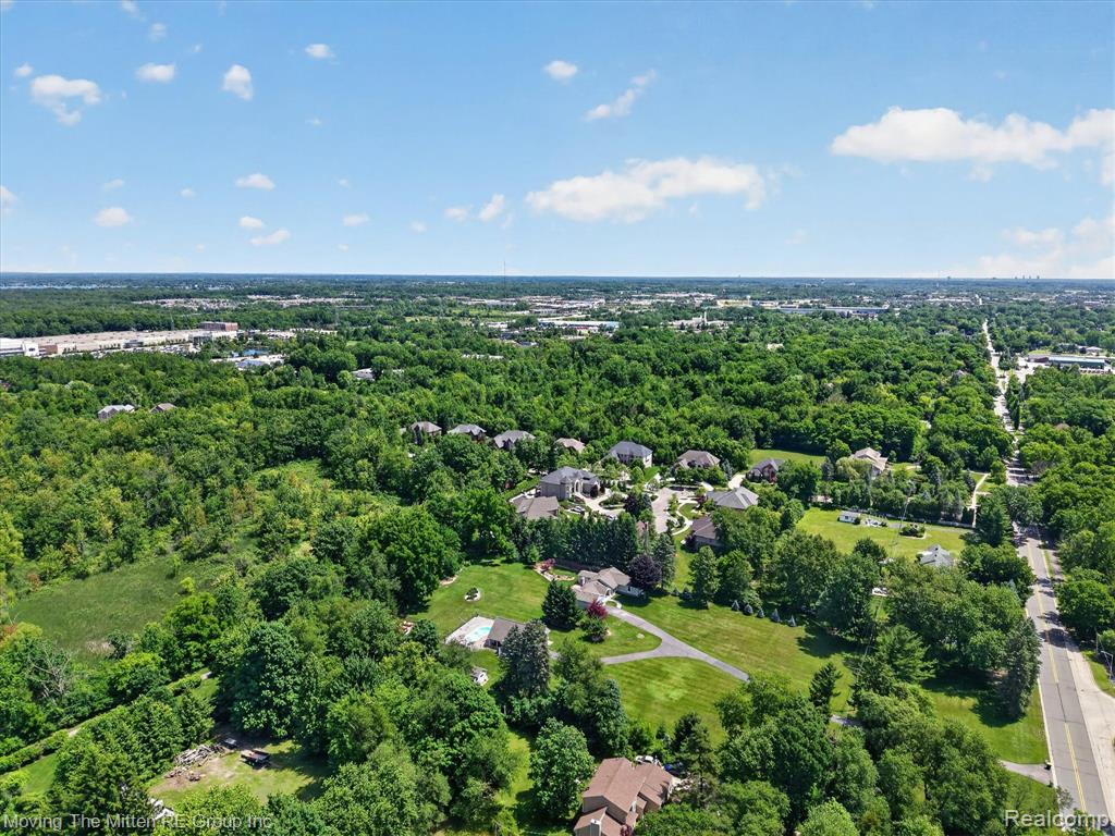 46800 W 11 Mile Road, Novi, MI — Photo 59