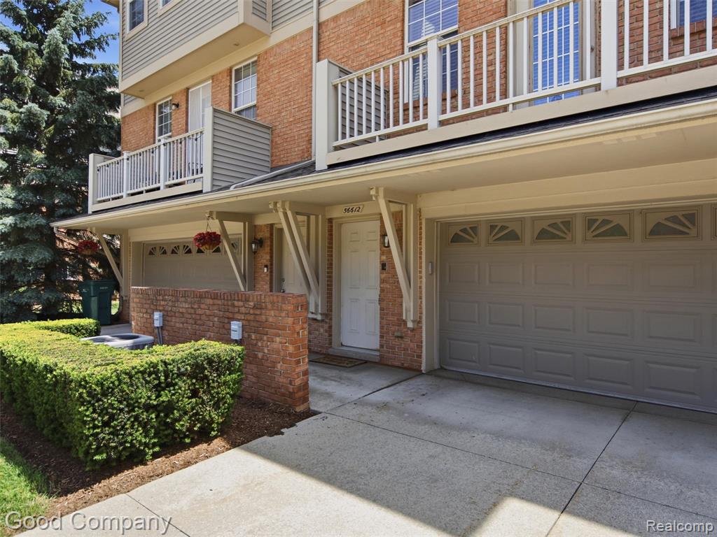 56612 Sunset Drive, Utica, MI 48316 — Photo 3