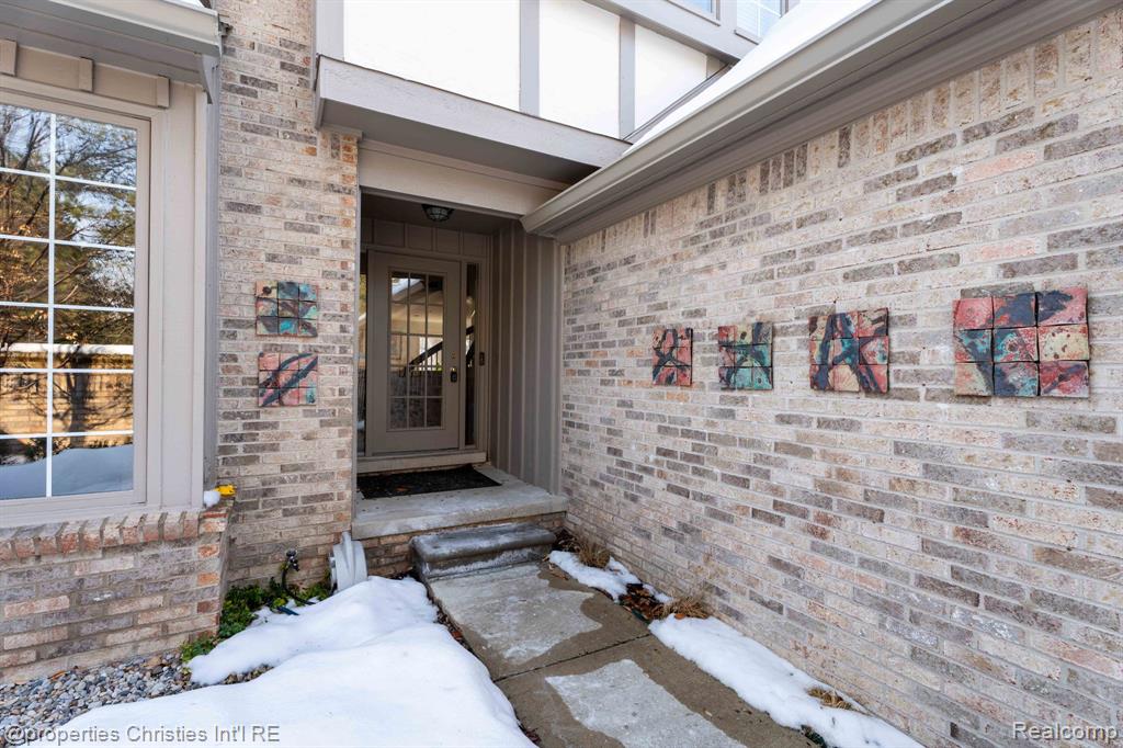 22211 Village Pines Drive, Beverly Hills, MI 48025 — Photo 3