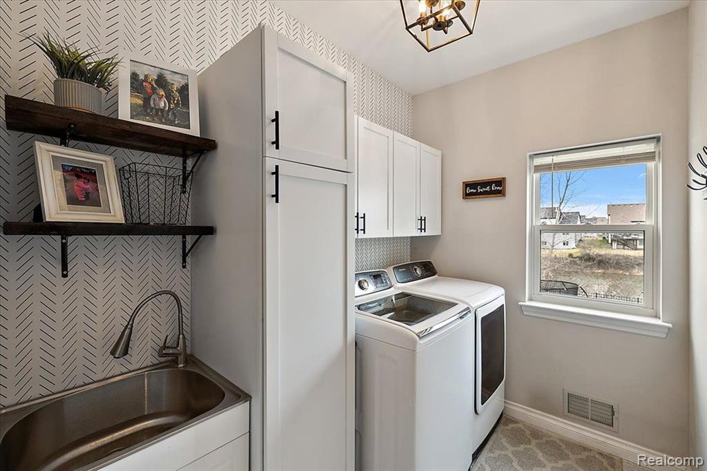 930 CROSS Street, Oxford, MI 48371 — Photo 23