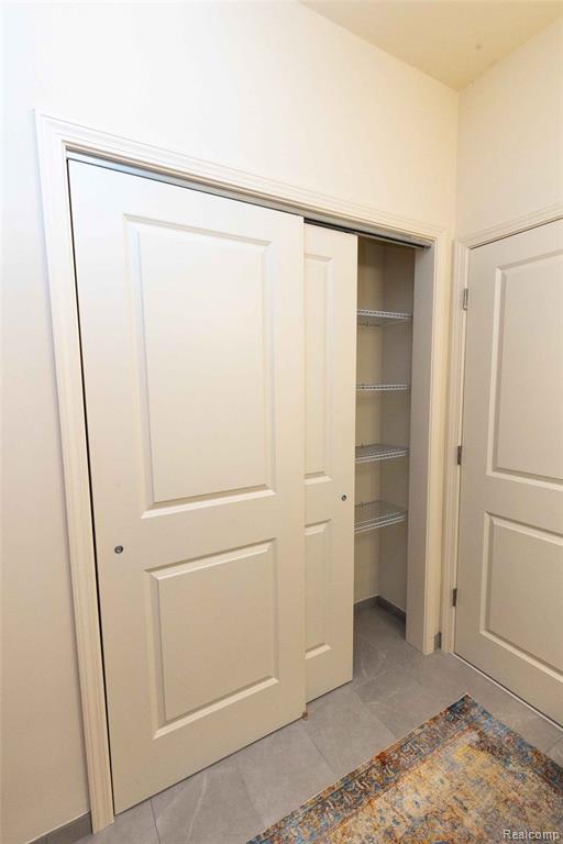 224 Jotham Avenue, Auburn Hills, MI 48326 — Photo 19