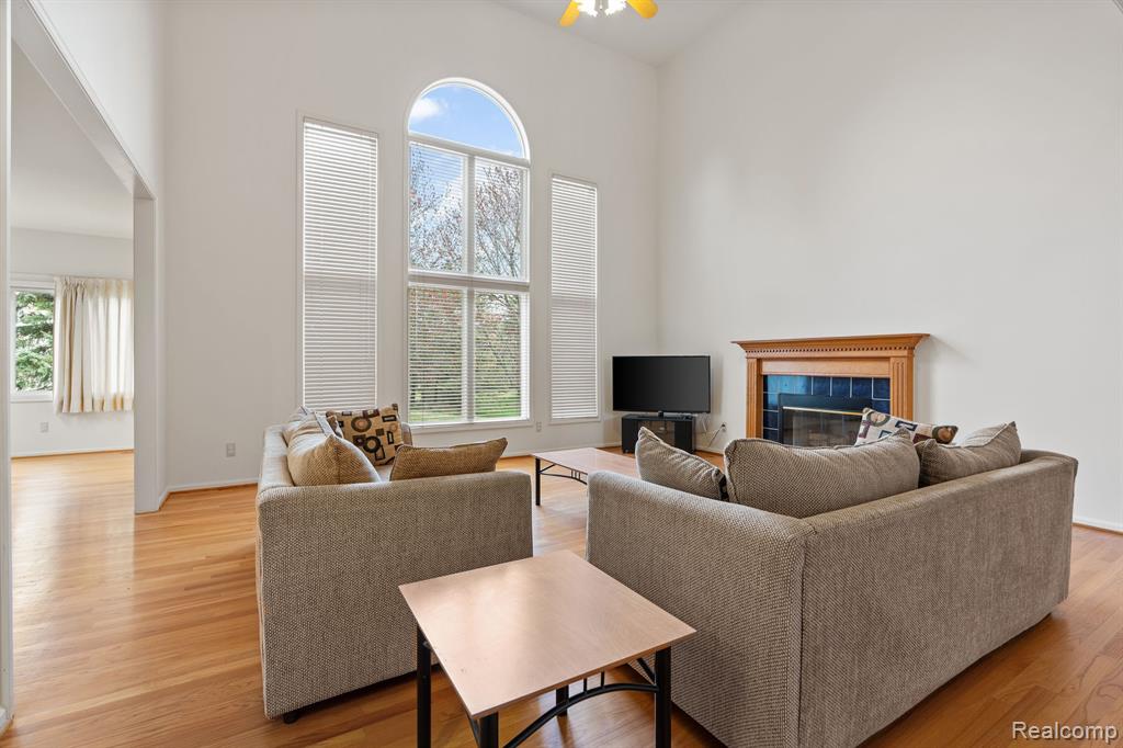 45857 ASHFORD Circle, Novi, MI — Photo 9