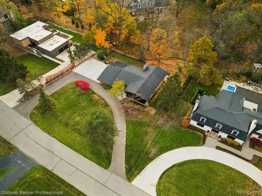 18275 Edenderry Street, Northville, MI 48168 — Photo 55