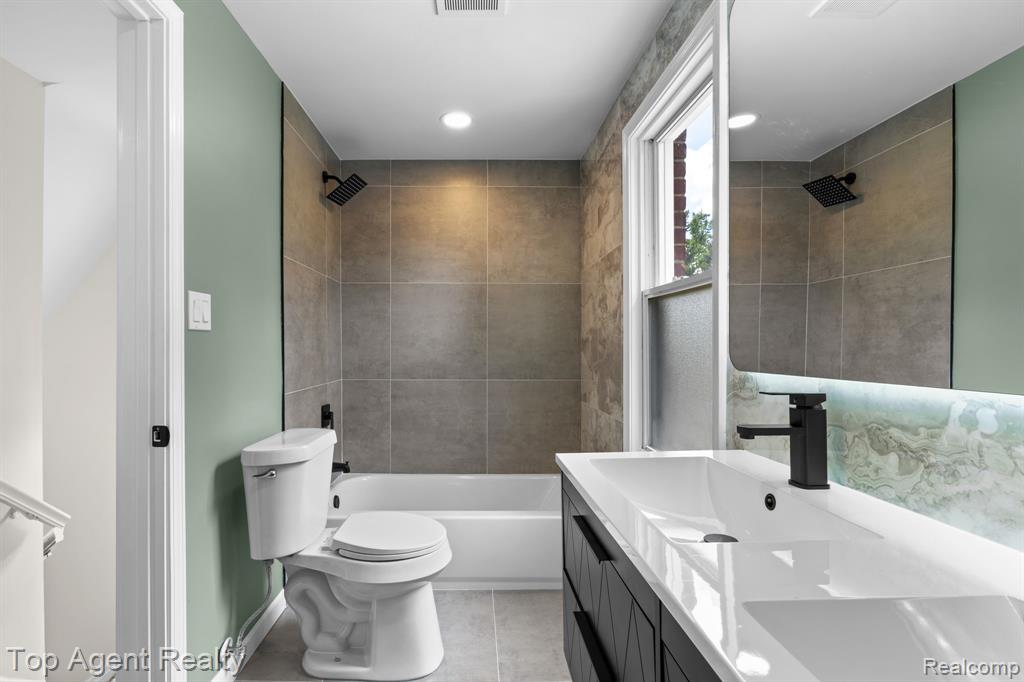 17585 Faust Avenue, Detroit, MI 48219 — Photo 23
