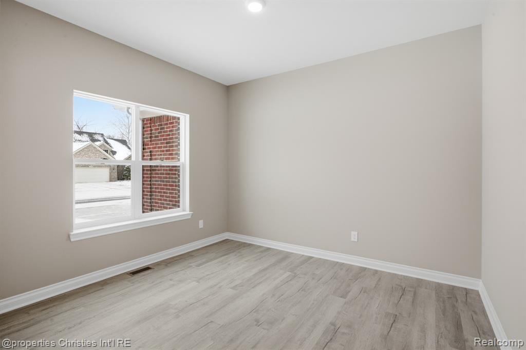 23188 Waterview Drive, New Boston, MI 48164 — Photo 7