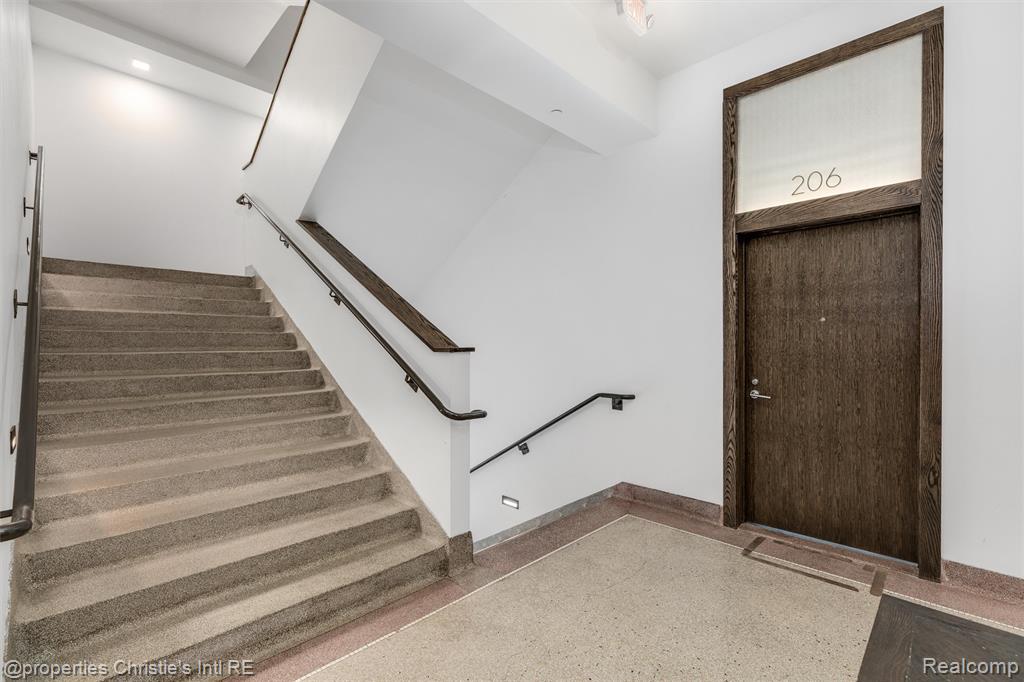 1454 Townsend Street, 206, Detroit, MI 48214 — Photo 23