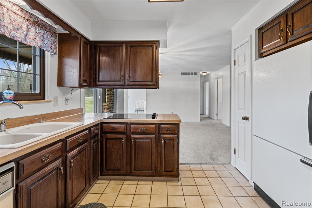 9080 E Lippincott Boulevard, Davison, MI 48423 — Photo 13
