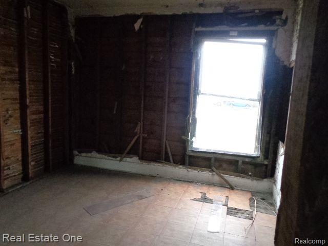 8034 GEORGIA Street, Detroit, MI 48213 — Photo 19