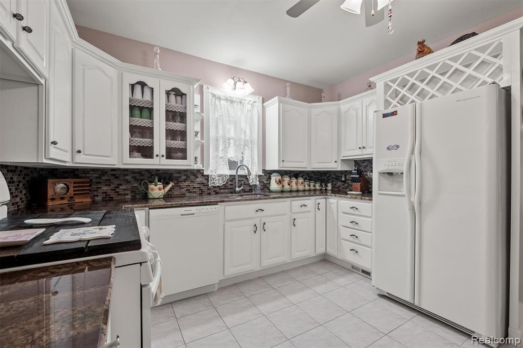 224 Pleasant Street, Romeo, MI 48065 — Photo 14