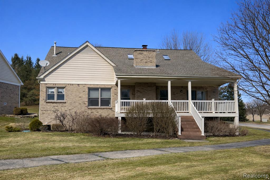 8518 Invitational Drive S, Washington, MI — Photo 2