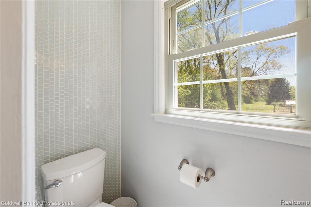 8054 DAVISON Road, Davison, MI 48423 — Photo 13