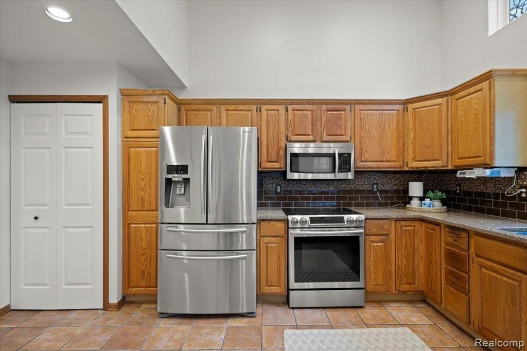 845 Rowlinson Lane, Ortonville, MI 48462 — Photo 20