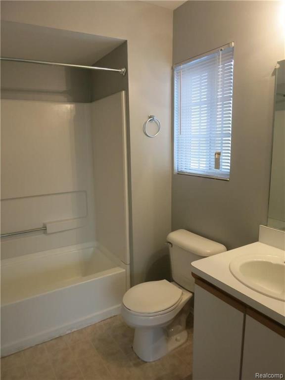 23390 GRAYSON, Southfield, MI 48075 — Photo 21
