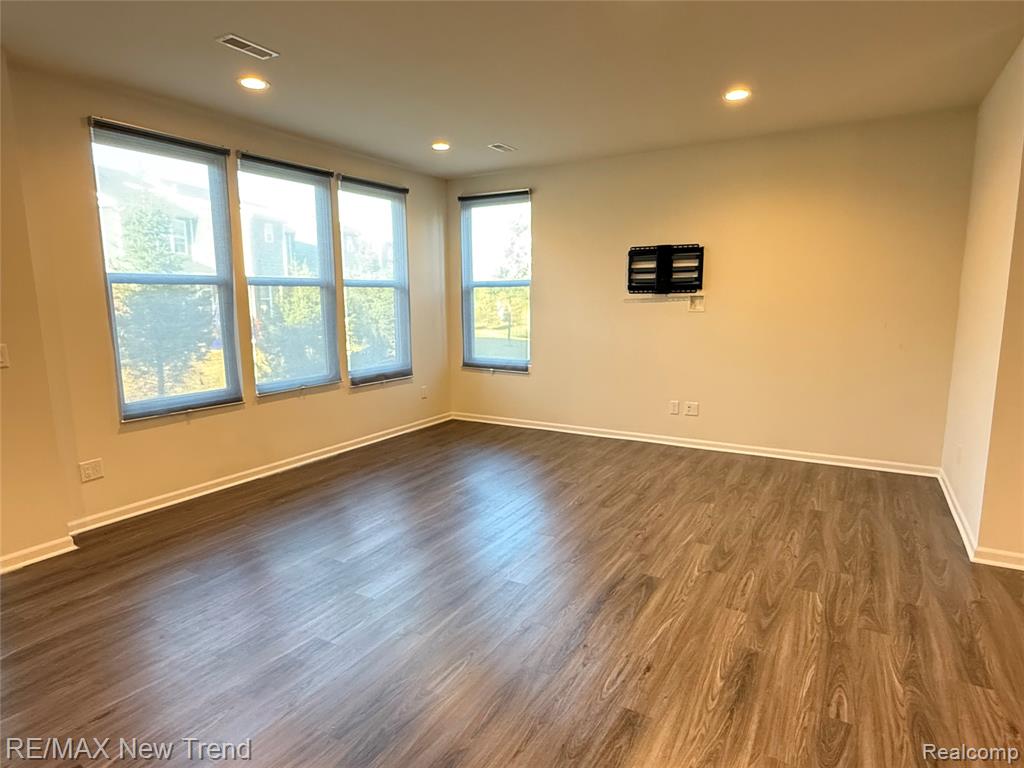 43530 Chancellor Lane, Novi, MI — Photo 3