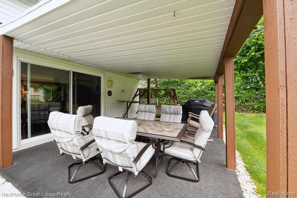 4098 Sam Snead Drive, Flint, MI 48506 — Photo 40