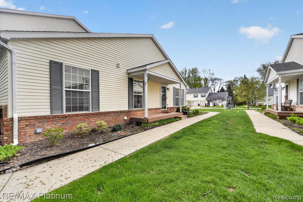728 Griswold Street, Howell, MI 48843 — front exterior