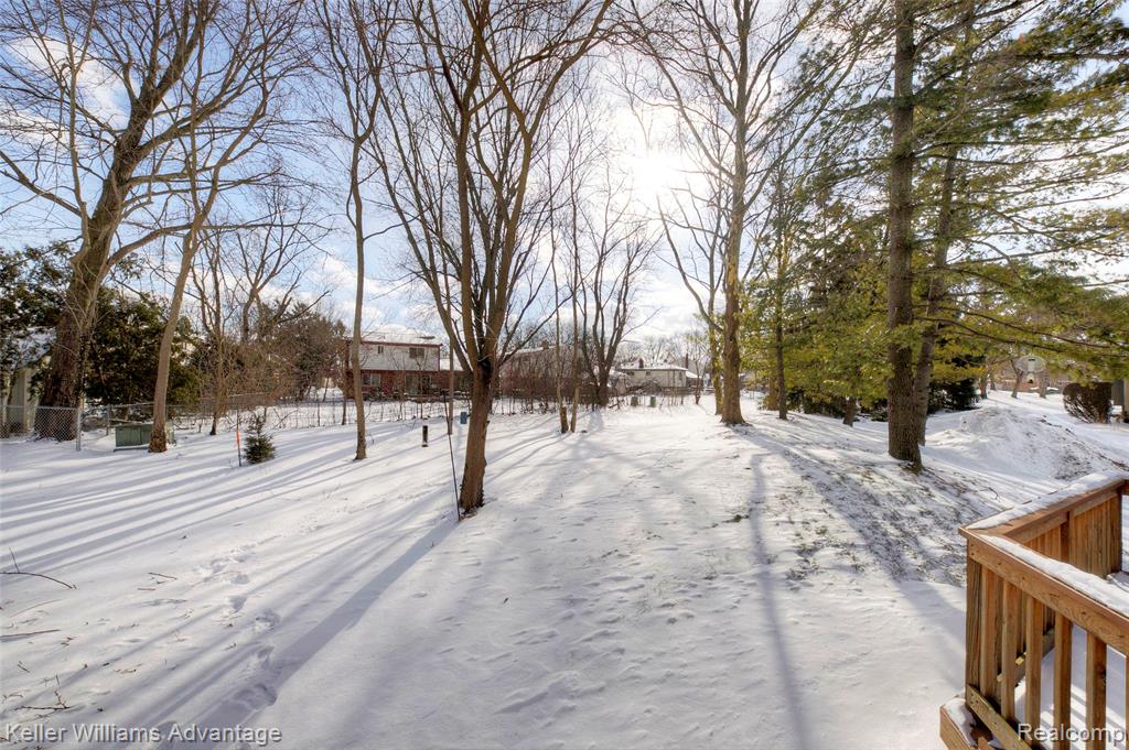42209 Saratoga Circle, Canton, MI 48187 — Photo 9