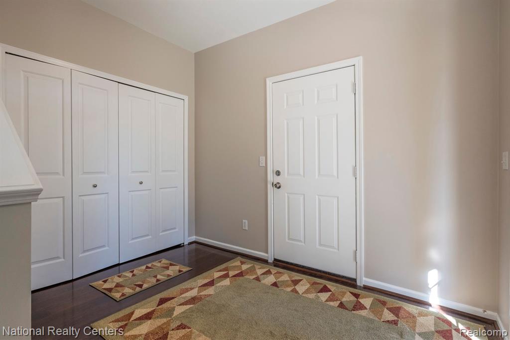 693 ABBINGTON Court, Howell, MI 48843 — Photo 25