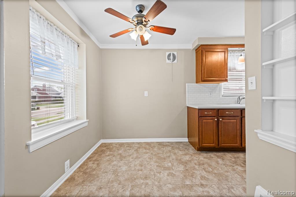 13261 Ward Street, Southgate, MI 48195 — Photo 9