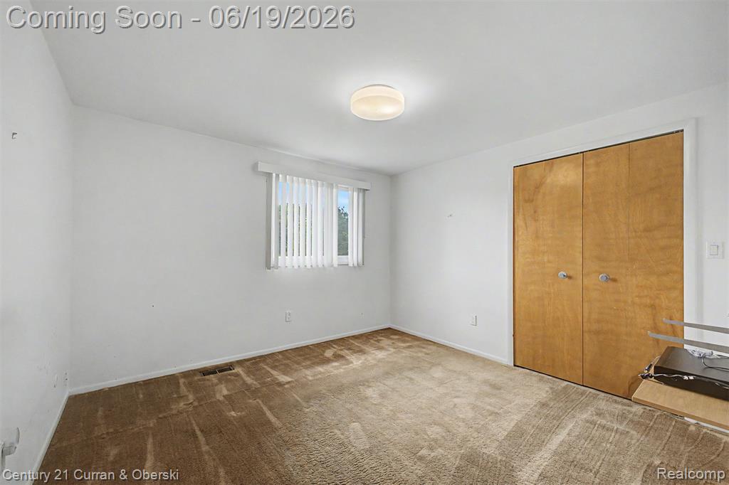 4231 Windridge Court, West Bloomfield, MI 48323 — Photo 25