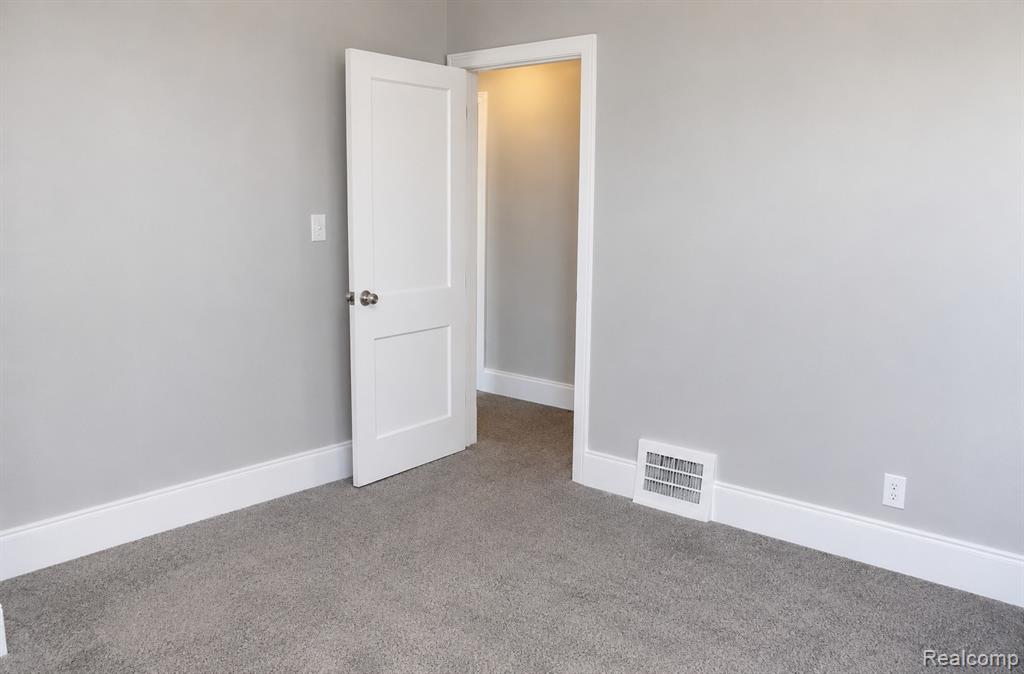 9107 Roselawn Street, Detroit, MI 48204 — Photo 10