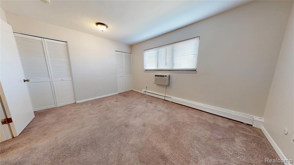 995 N Cass Lake Road, 229, Waterford, MI 48328 — Photo 9