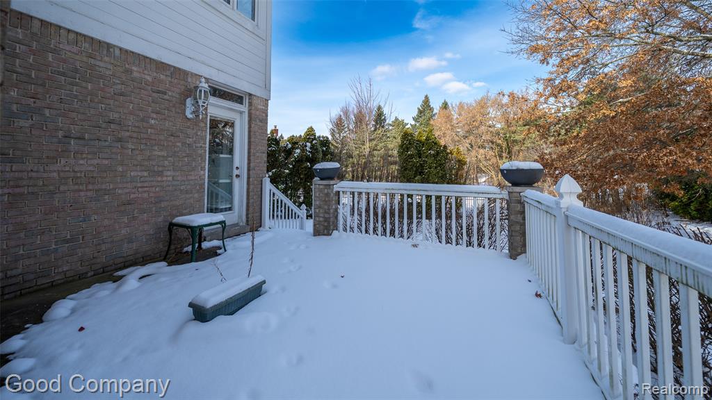 41714 Dukesbury Court, Novi, MI — Photo 42