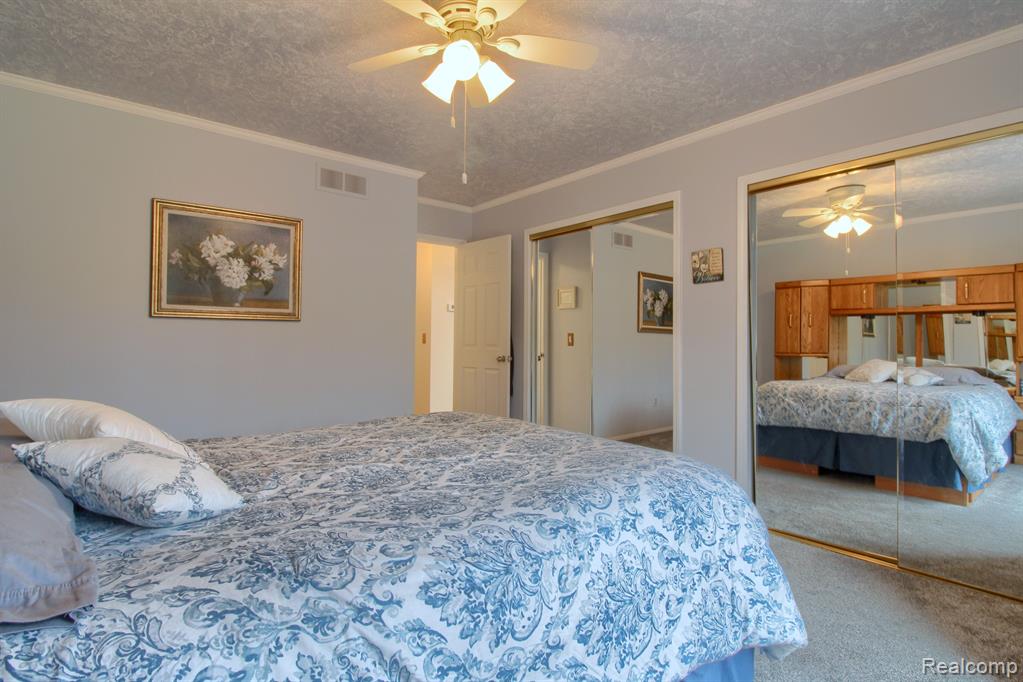 40184 LADENE Lane, Novi, MI — Photo 17