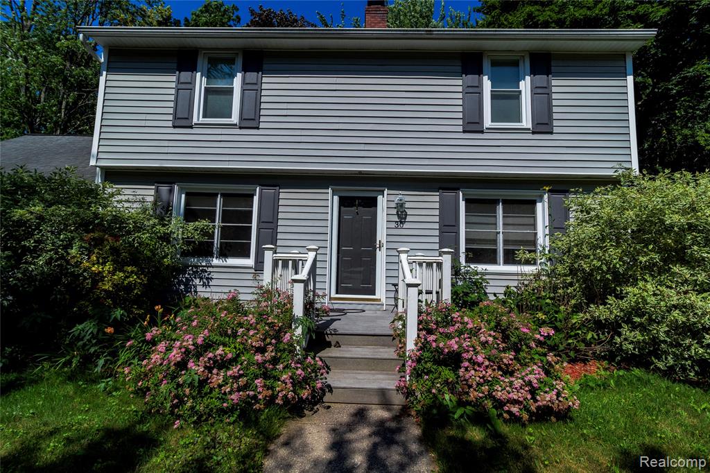 30 Brown Court, Midland, MI 48640 — Photo 2
