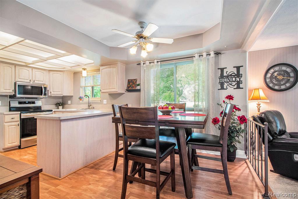 43863 Brandywyne Road, Canton, MI 48187 — Photo 21
