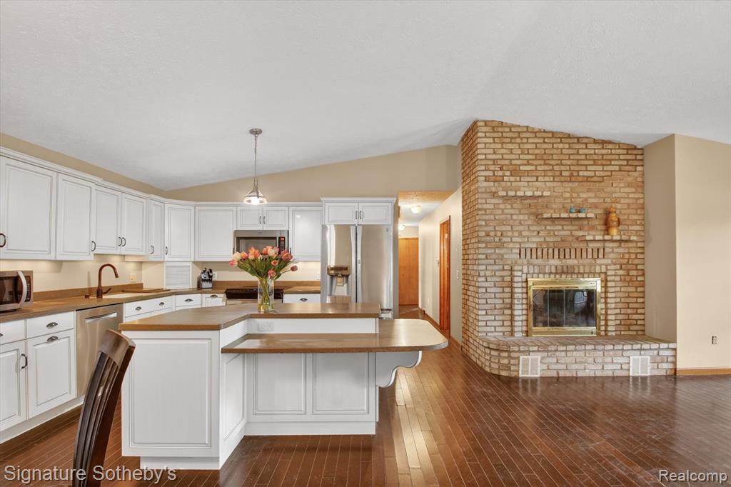 652 Willow Lane, Frankenmuth, MI 48734 — Photo 8