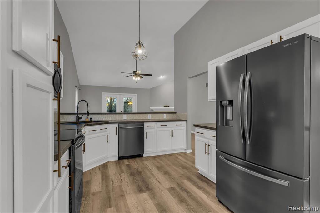 23676 Lori Drive, Flat Rock, MI 48134 — Photo 4
