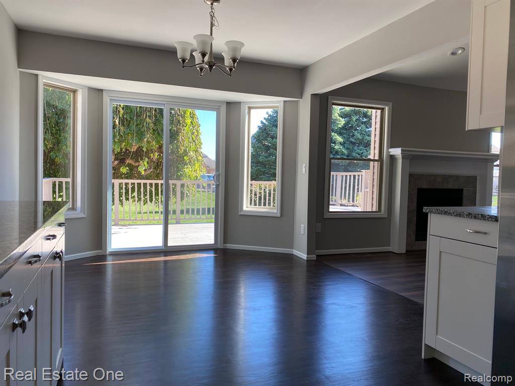 46552 MORNINGSIDE Drive, Macomb, MI 48044 — Photo 5