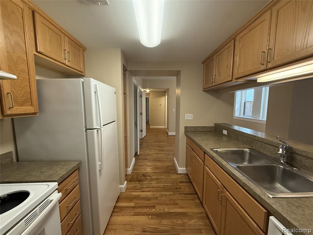 680 Delaware Street, Detroit, MI 48202 — Photo 5