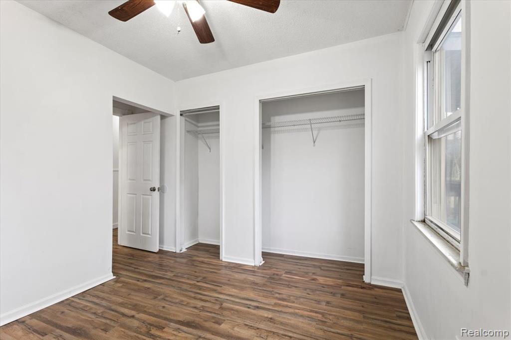 4203 Minerva Drive, Flint, MI 48504 — Photo 21
