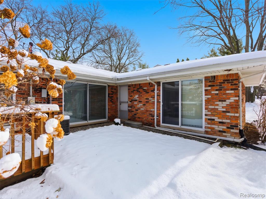 2950 Aspen Lane, Bloomfield, MI 48302 — Photo 27