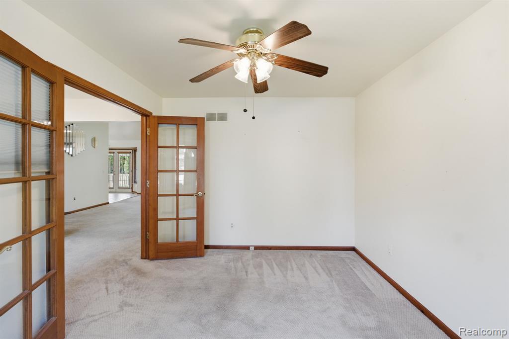 41217 Fortuna Drive E, Clinton Twp, MI 48038 — Photo 5
