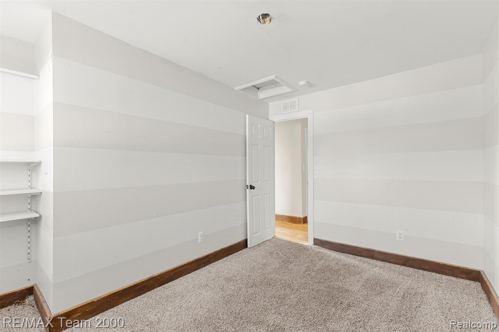 15615 Martinsville Road, Van Buren, MI 48111 — Photo 36