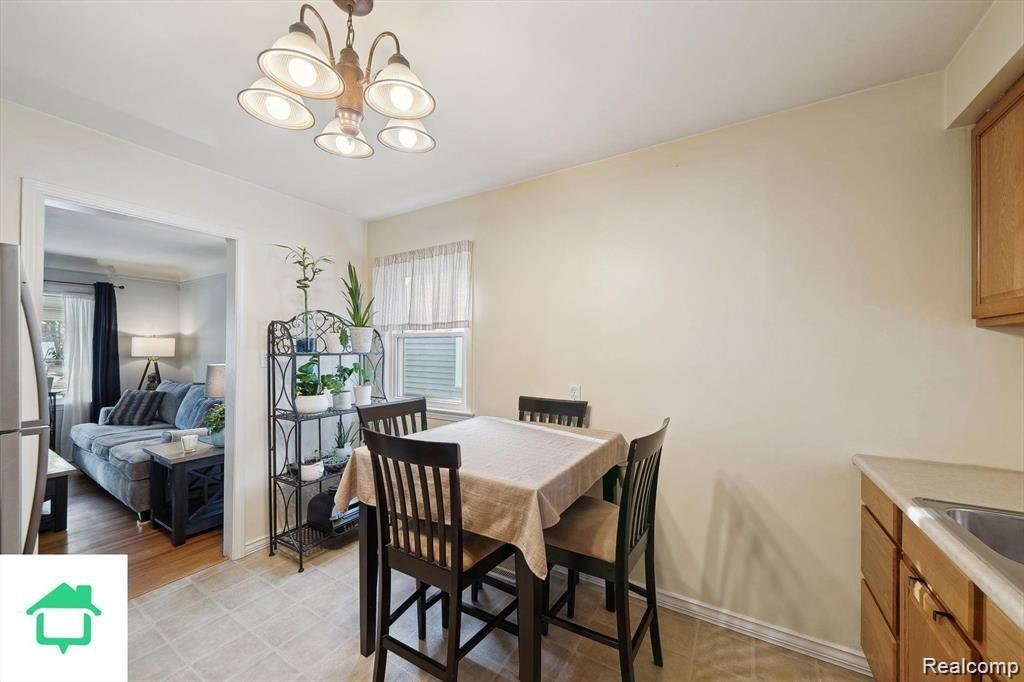 5927 LATHERS Street, Garden City, MI — Photo 12