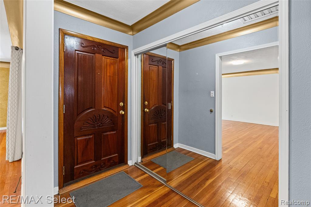 3441 Hawthorne Drive, Flint, MI 48503 — Photo 22