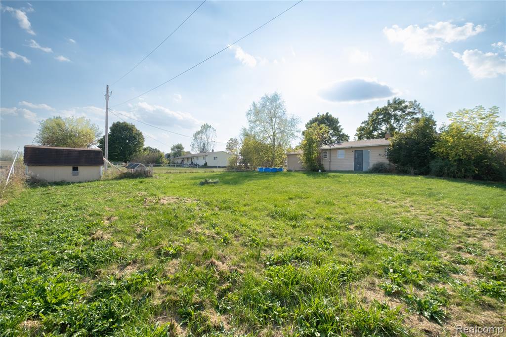 9187 Nichols Road, Gaines Vlg, MI 48436 — Photo 14